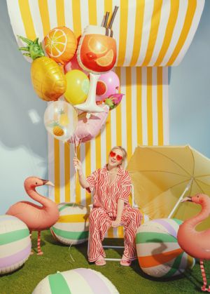 Фолиев балон Ананас, 38x68 см, жълто