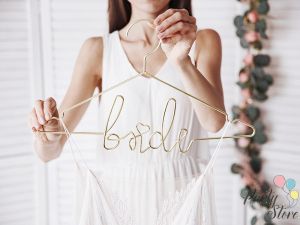 Метална закачалка Bride златна 45х27см