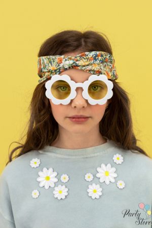  Слънчеви очила Daisy/ Маргаритка в бял цвят със жълти стъкла