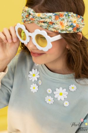  Слънчеви очила Daisy/ Маргаритка в бял цвят със жълти стъкла