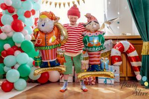 Стоящ фолиев балон Дядо Коледа 63х106 см микс