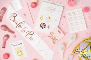 Кутия за сватбено тържество Bride To Be, микс (1 пкт. / 23 бр.)